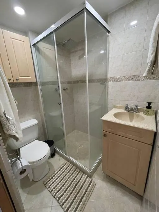 Apartamento En Laureles 메딜린 콜롬비아